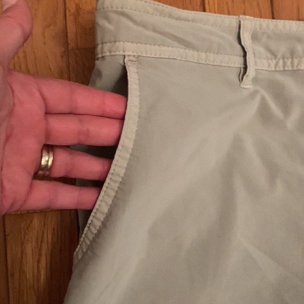 Valor Collection Shorts (Light Tan) - Picture 2 of 12